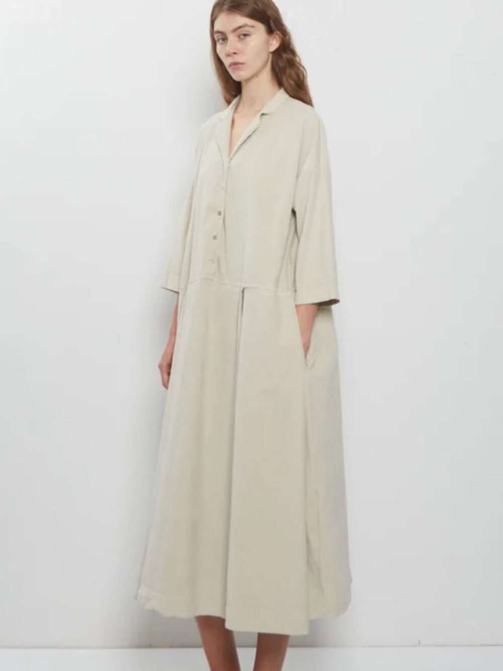 Album di Famiglia brand - Velvet Tailored Collar Dress - Off White